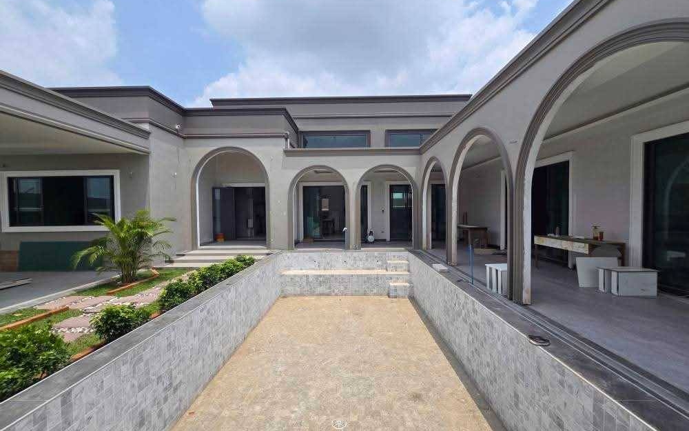 ขาย Pool Villa 4 ห้องนอน 6 ห้องน้ำ มาบประชัน (2)