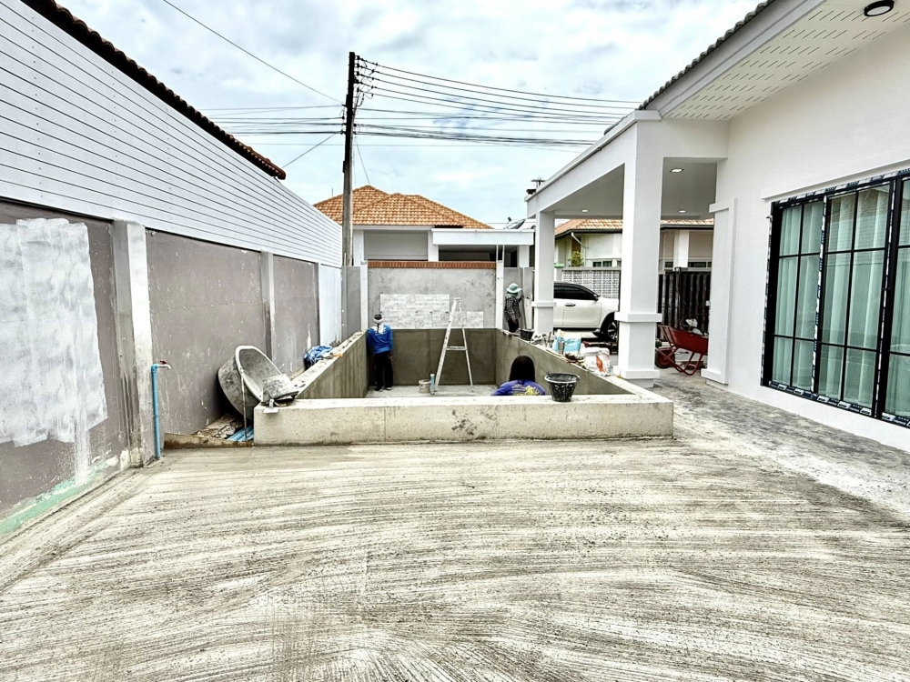 ขาย Pool Villa ชั้นเดียว 3 ห้องนอน 3 ห้องน้ำ ซอยสยาม (2)