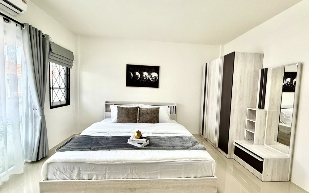 ขายทาวน์เฮ้าส์ 2 ชั้น 2 ห้องนอน 2 ห้องน้ำ ถนนสุขุมวิท (2)