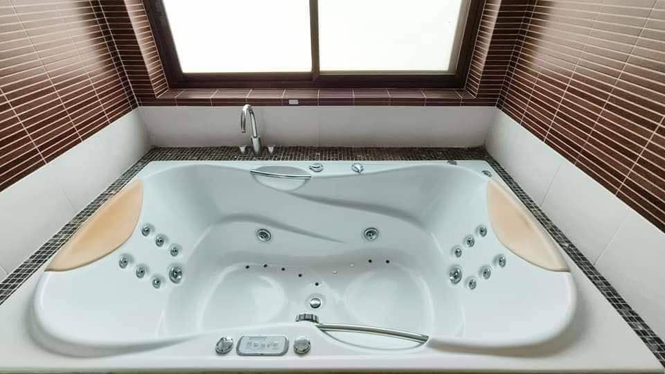 ปล่อยเช่าบ้าน Pool Villa จอมเทียน 4 ห้องนอน 4 ห้องน้ำ ทำธุรกิจได้