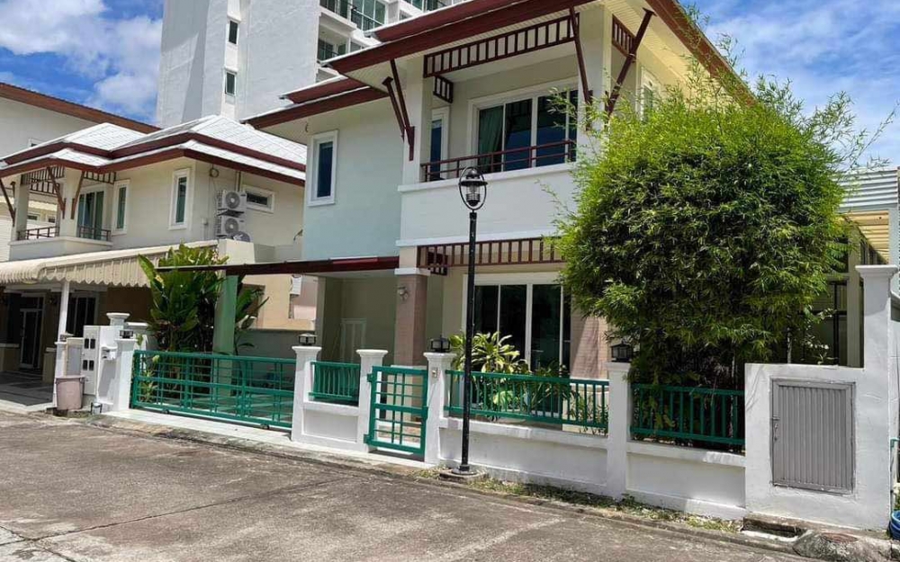 ปล่อยเช่ารายปี บ้านเดี่ยว 2 ชั้น 3 ห้องนอน พัทยาใต้ เขาตาโล