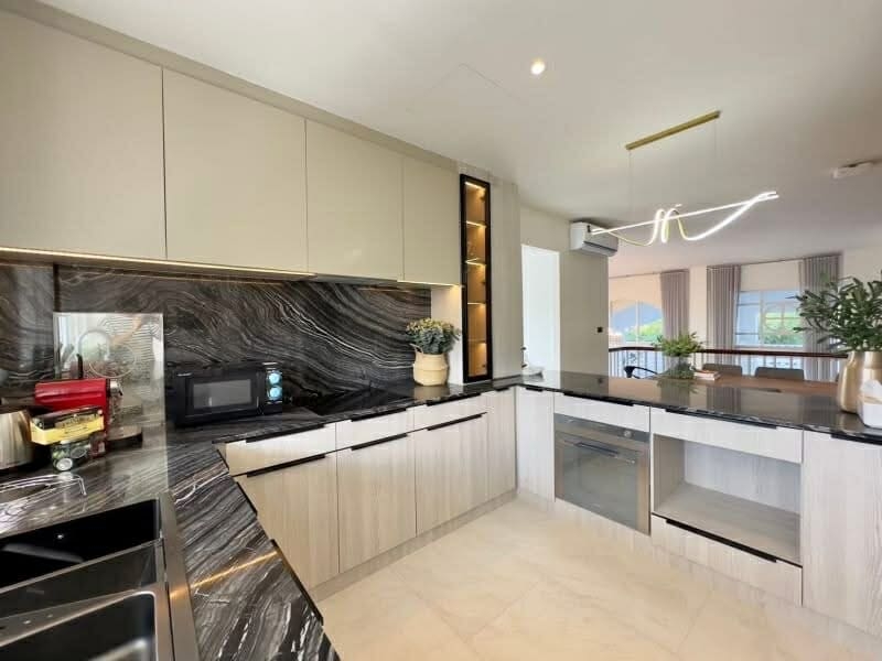 ขาย Pool Villa 5 ห้องนอน 6 ห้องน้ำ นาจอมเทียน (3)