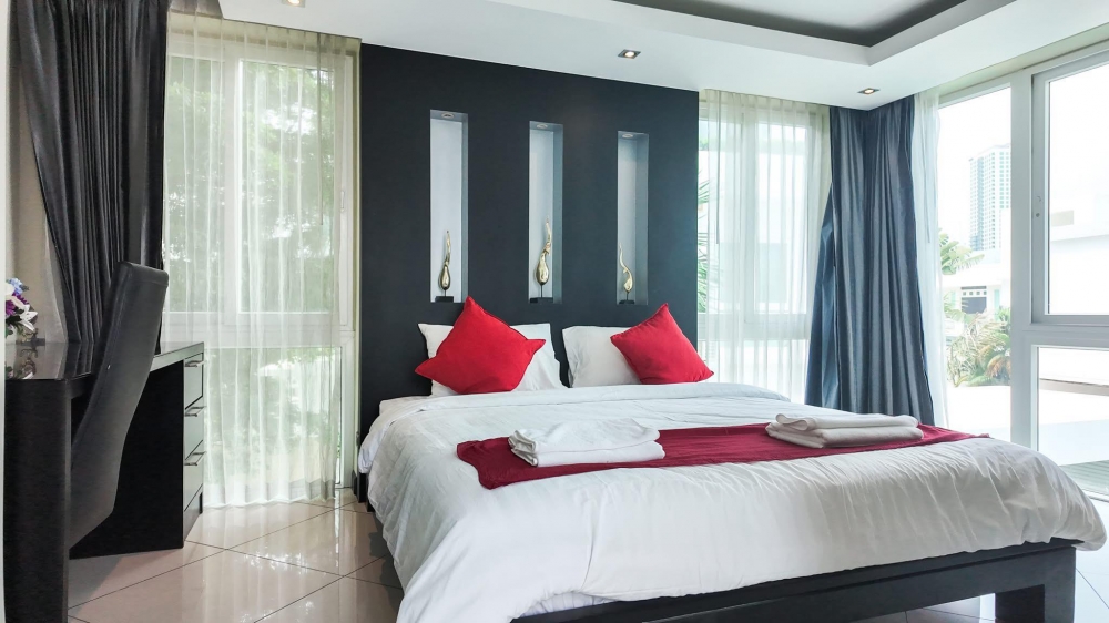 ขาย Pool Villa 2 ชั้น 5 ห้องนอน 6 ห้องน้ำ ใกล้หาดจอมเทียน (2)