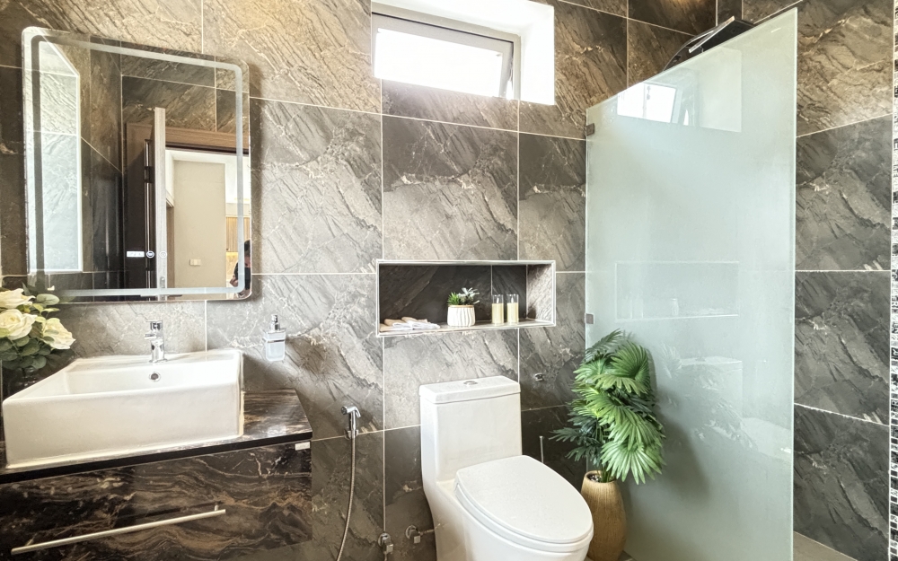 ขาย Pool Villa 2 ชั้น 7 ห้องนอน 8 ห้องน้ำ ห้วยใหญ่ (2)