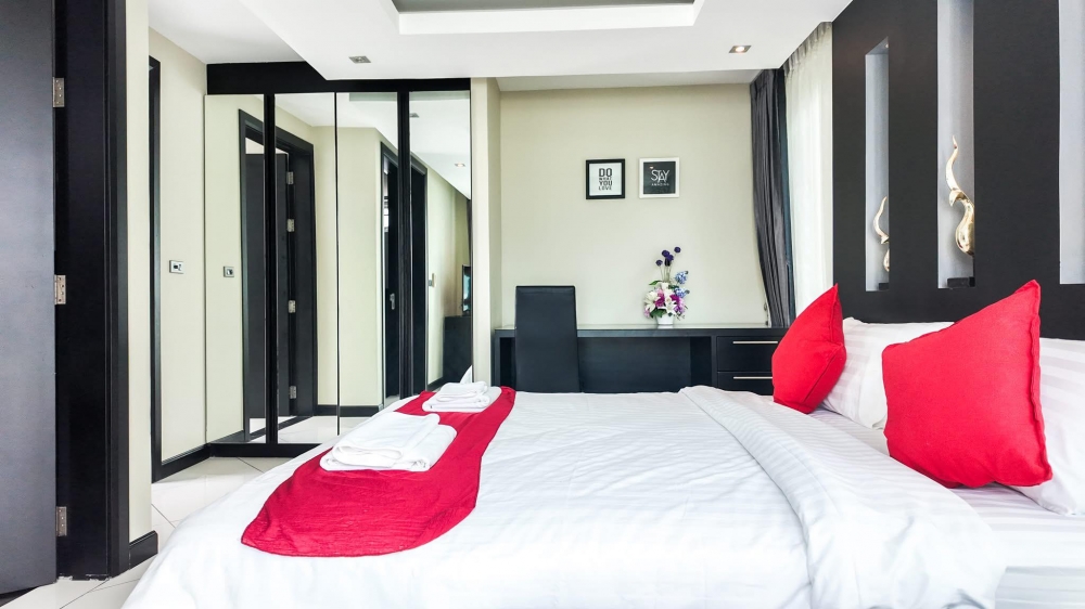 ขาย Pool Villa 2 ชั้น 5 ห้องนอน 6 ห้องน้ำ ใกล้หาดจอมเทียน (2)