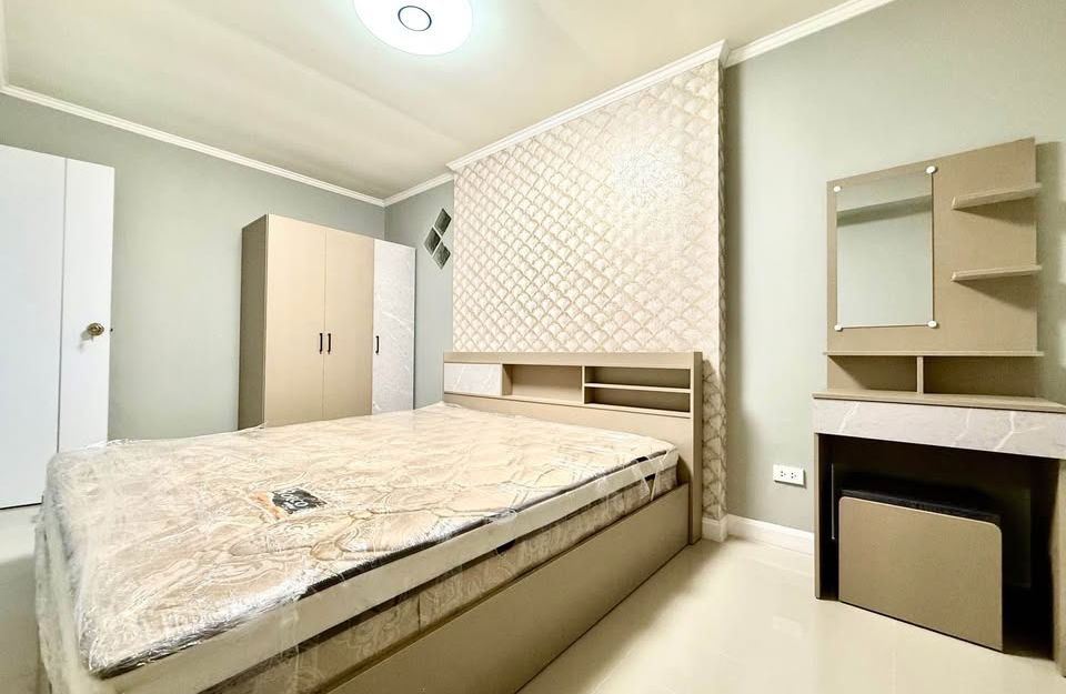 ขาย Pool Villa 4 ห้องนอน 2 ห้องน้ำ หมู่บ้านวันทนา ซอยมาบตาโต (3)