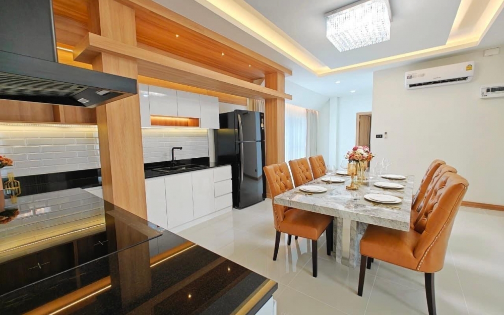 ขายบ้าน Pool Villa 4 ห้องนอน 3 ห้องน้ำ สยามคันทรีคลับ