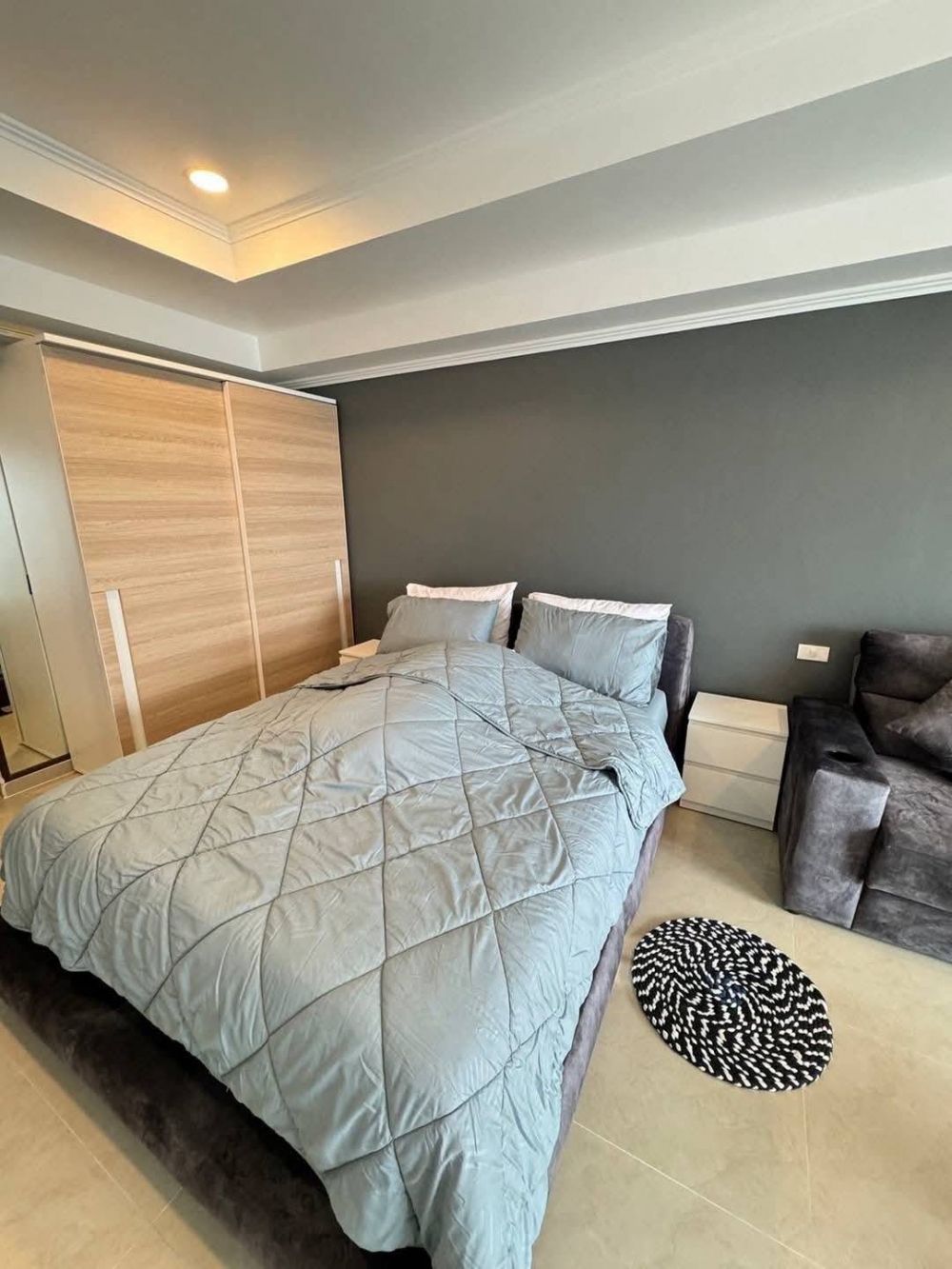 เช่าระยะสั้น - ยาว เย็นสบาย คอนโดเทล ใจกลางพัทยาใต้