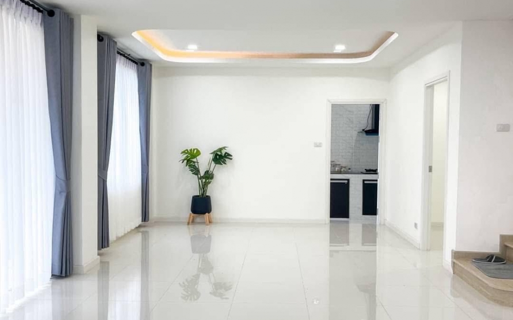 ขายบ้านเดี่ยว 2 ชั้น 4 ห้องนอน 2 ห้องน้ำ ศรีราชา-อัสสัมชัญ (1)