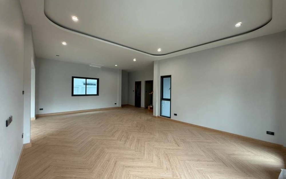 ขาย Pool Villa 4 ห้องนอน 3 ห้องน้ำ มาบประชัน (2)