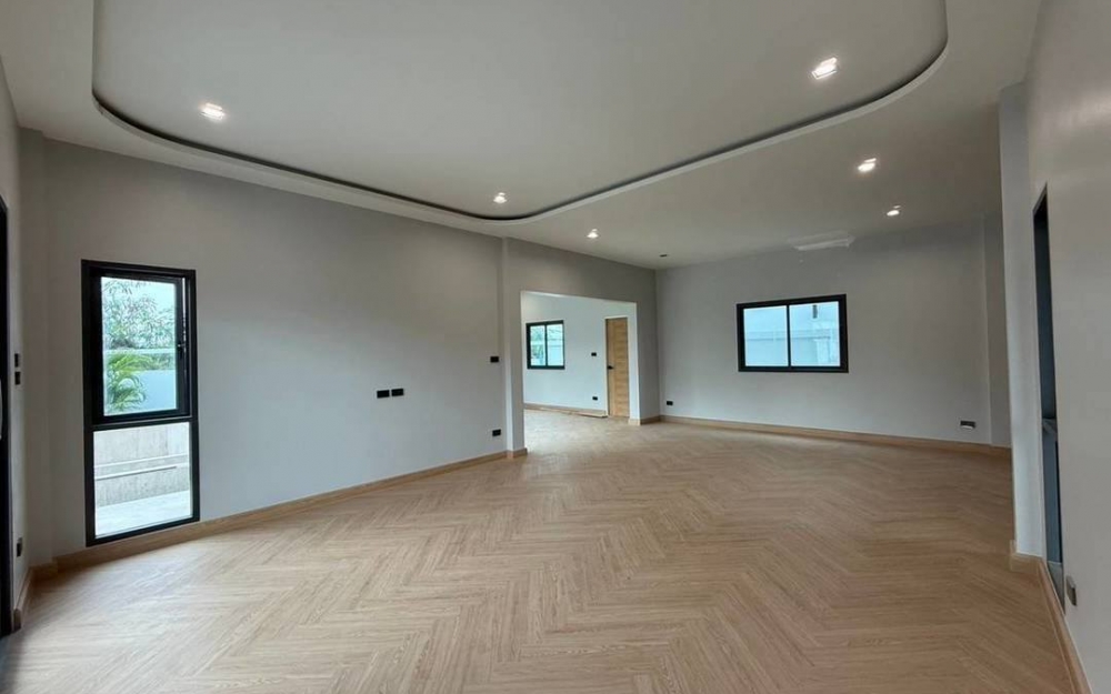 ขาย Pool Villa 4 ห้องนอน 3 ห้องน้ำ มาบประชัน (2)