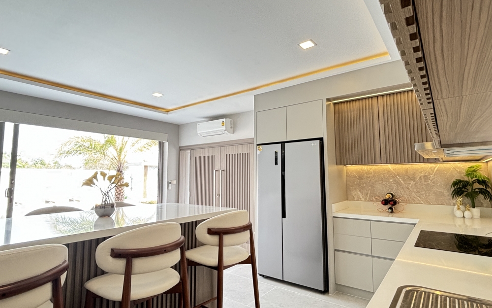 ขาย Pool Villa 2 ชั้น 7 ห้องนอน 8 ห้องน้ำ ห้วยใหญ่ (2)