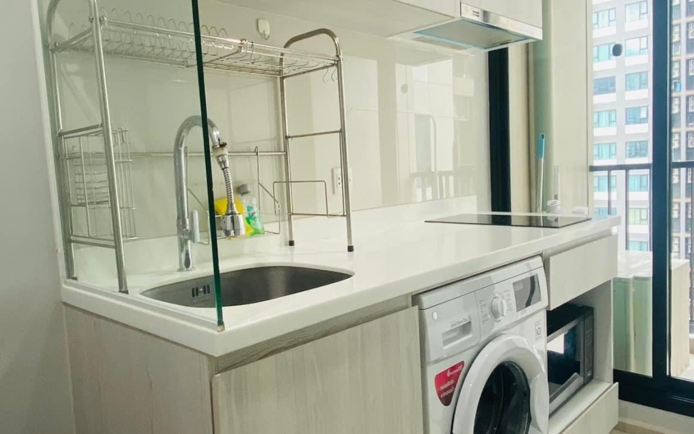 ขายพร้อมผู้เช่า  Life Asoke (ไลฟ์ อโศก) 1 ห้องนอน ชั้น 17 วิวสวน ห้วยขวาง บางกะปิ ติดเจ้าของ