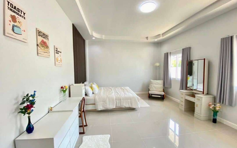 ขาย Pool Villa 5 ห้องนอน มาบประชัน (2)