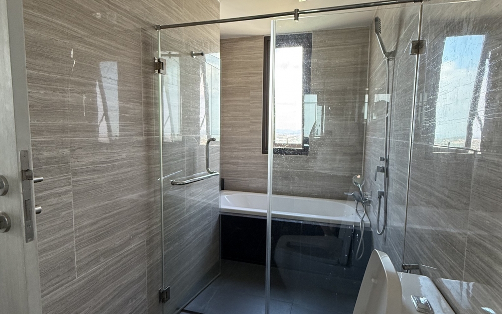 ขาย Aeras Pattaya แอราส พัทยา 3 ห้องนอน วิวทะเล (500,000)