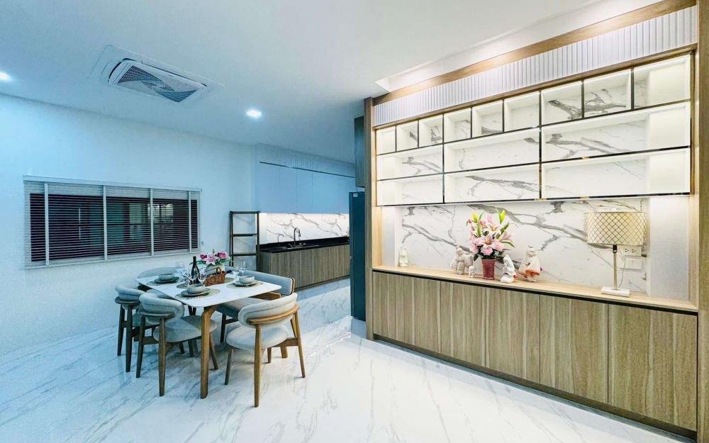 ขายบ้าน Pool Villa 2 ชั้น 3 ห้องนอน 6 ห้องน้ำ ทุ่งกลมตาลหมัน