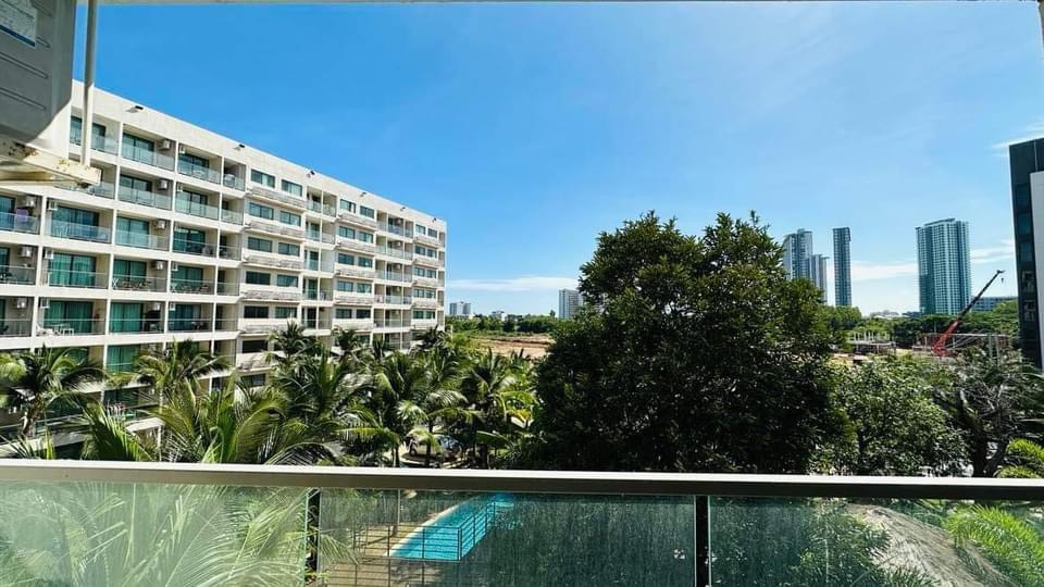 ปล่อยเช่า Laguna Beach 3 จอมเทียน สตูดิโอ ชั้น 4 วิวสระ ติดเจ้าของ