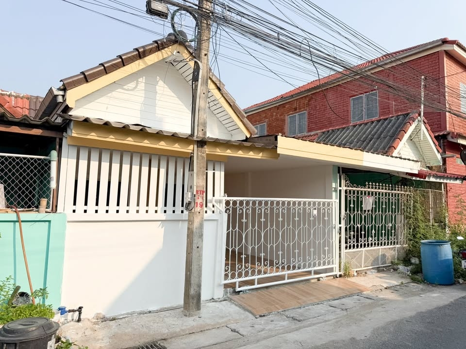 ขาย Town House 2 ห้องนอน 1 ห้องน้ำ เขาน้อย (2)