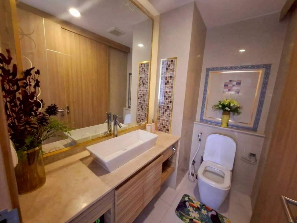 เช่า Riviera Wongamat ริเวียร่า วงศ์อมาตย์ 1 ห้องนอน วิวสระ