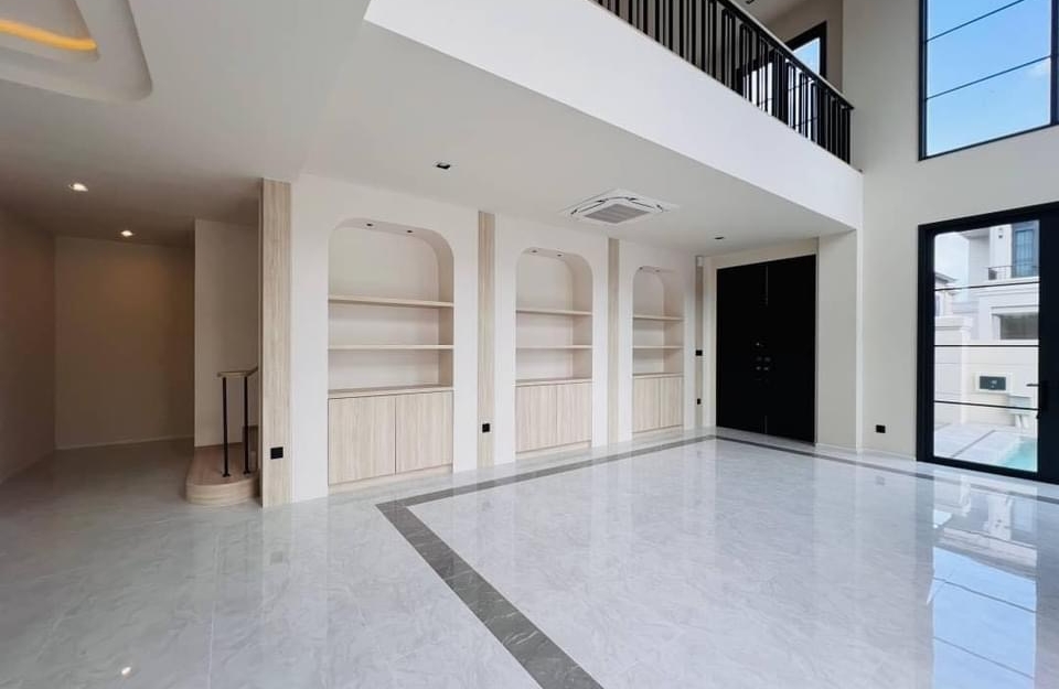 ขายบ้าน Pool Villa หลังมุม 4 ห้องนอน 5 ห้องน้ำ หนองปลาไหล ใกล้โรงเรียนนานาชาติ (3)