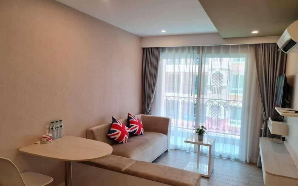 ปล่อยเช่ารายปี Seven Sea Condo Resort Jomtien เซเว่นซีคอนโด รีสอร์ท จอมเทียน 1 ห้องนอน ชั้น 5 วิวสระ