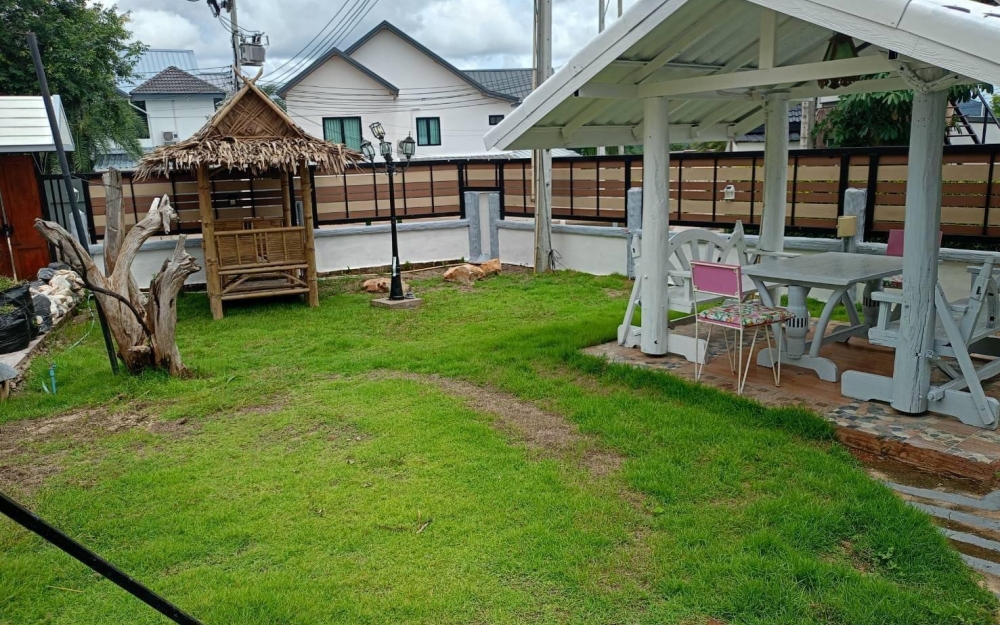 ปล่อยเช่ารายปีบ้าน Pool Villa 2 ชั้น 7 ห้องนอน 5 ห้องน้ำ ห้วยใหญ่ ติดเจ้าของ