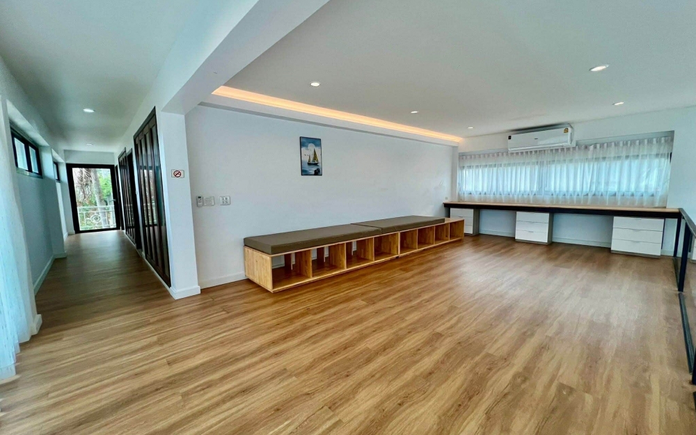 ให้เช่า พูลวิลล่า 5 ห้องนอน ชัยพฤกษ์ จอมเทียน