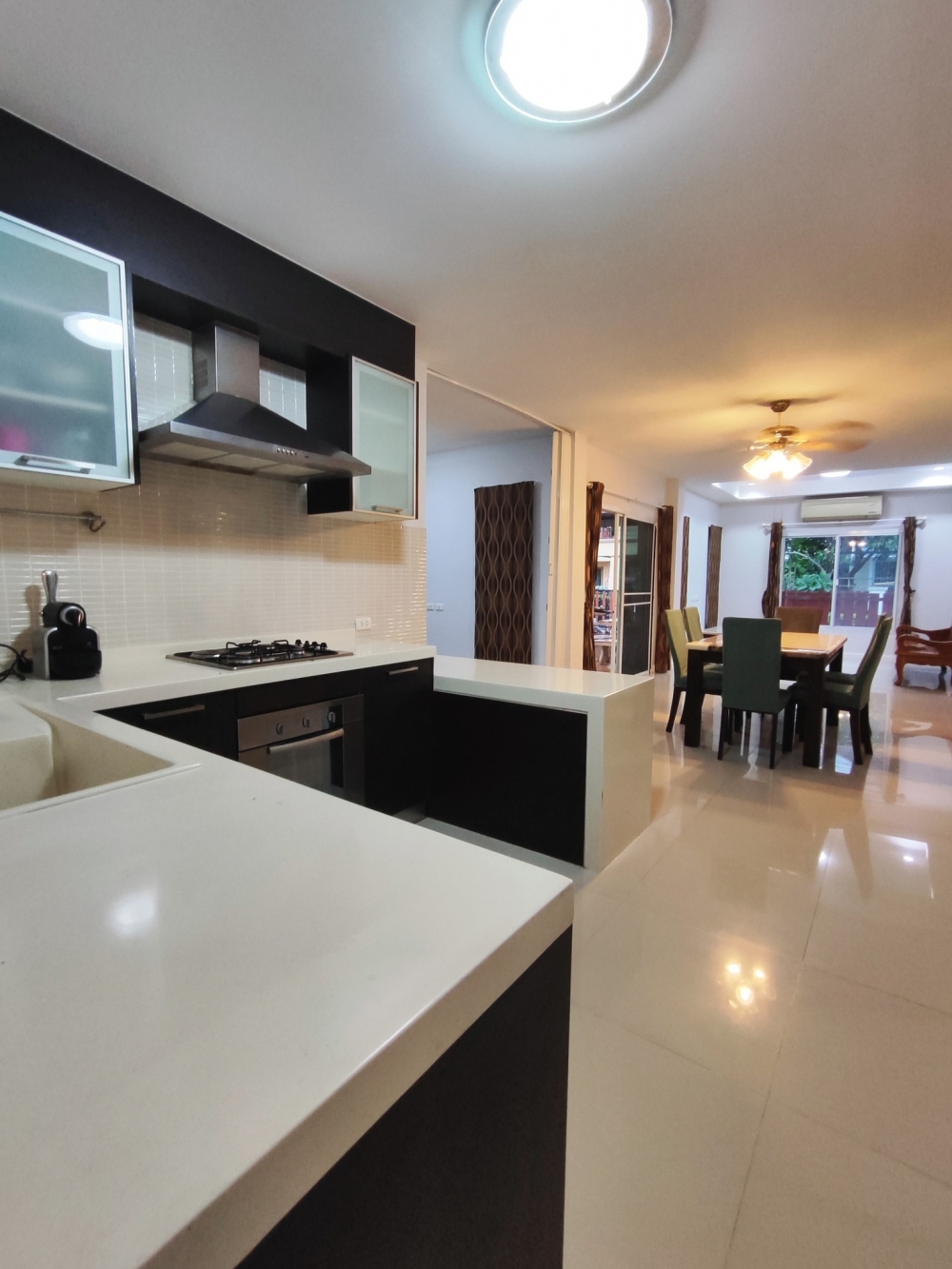 ขาย บ้าน 5 ห้องนอน 4 ห้องน้ำ พัทยา