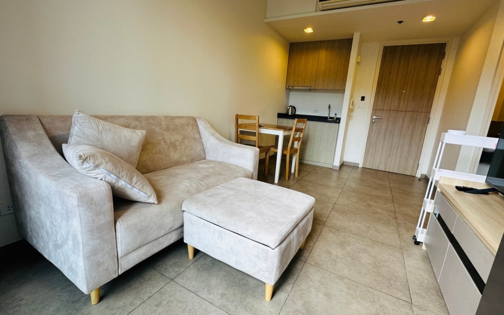 ปล่อยเช่ารายปี Unixx พระตำหนัก-พัทยาใต้ 1 ห้องนอน ชั้น 11 วิวสระ (ทำ Airbnb ได้)