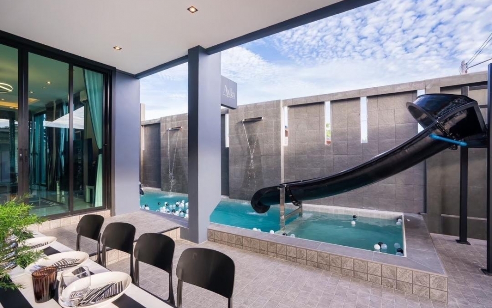 ให้เช่า Pool Villa 2 ชั้น 4 ห้องนอน 4 ห้องน้ำ ห้วยใหญ่