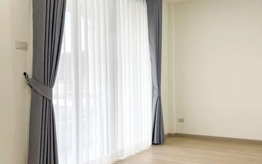 ขายบ้านเดี่ยว 2 ชั้น 4 ห้องนอน 2 ห้องน้ำ ศรีราชา-อัสสัมชัญ (1)