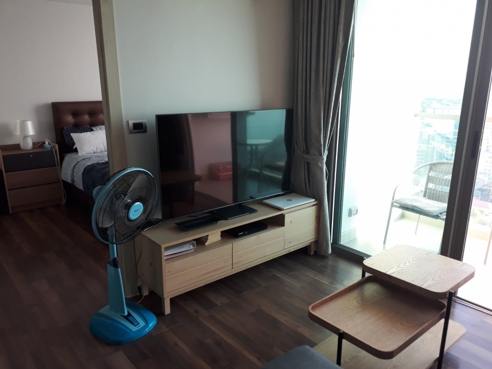 ขาย The Peak Tower Pratamnak เดอะ พีค ทาวน์เวอร์ พระตำหนัก 1 ห้องนอน วิวทะเล (2)