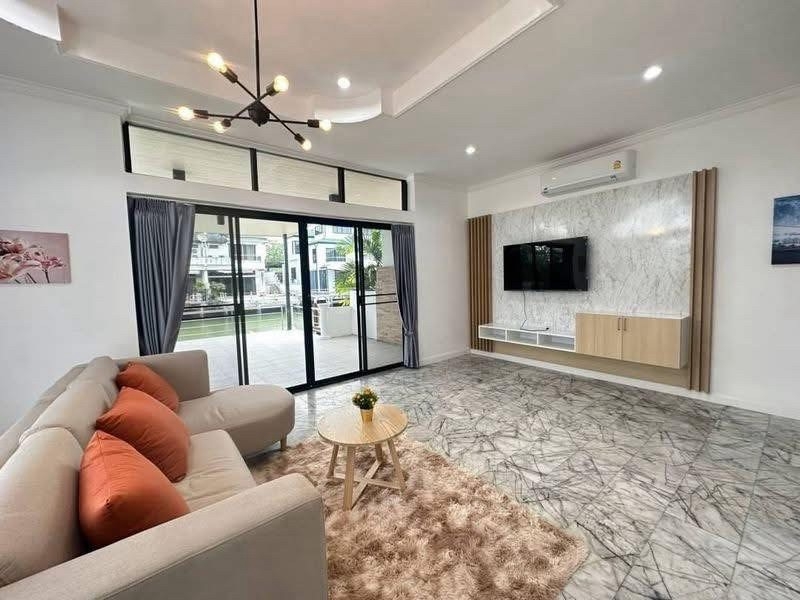 บ้านเดี่ยว Yatch Club 3 มีที่จอดเรือส่วนตัว