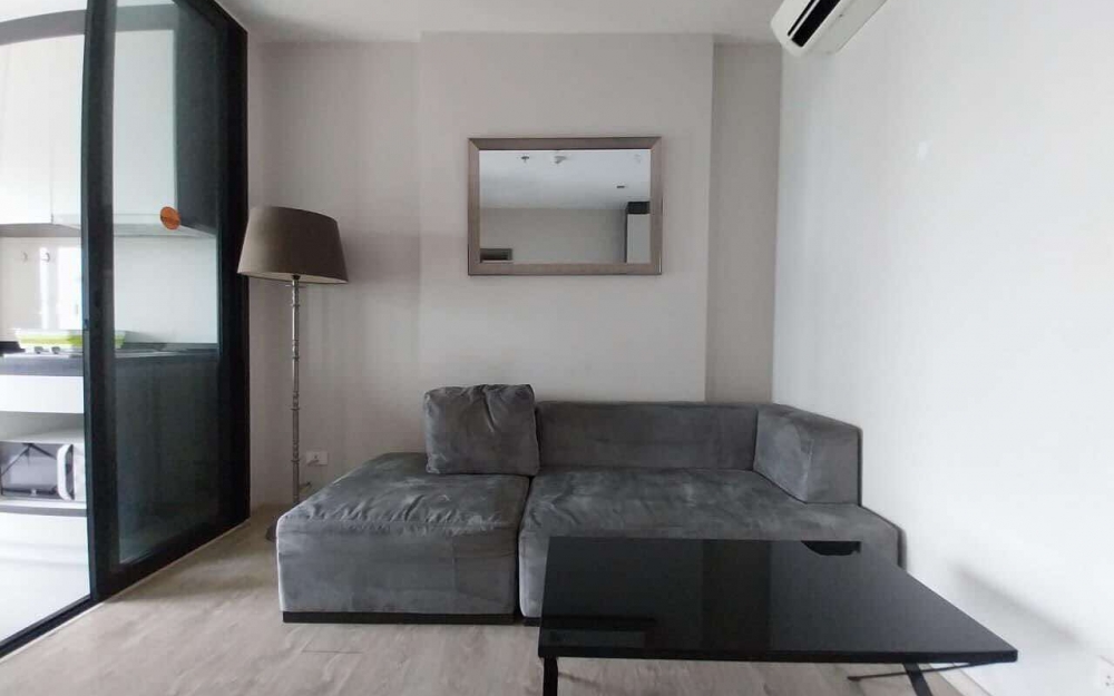 ปล่อยเช่ารายปี The Base Central Pattaya เดอะเบสท์ พัทยากลาง 1 ห้องนอน 1 ห้องน้ำ