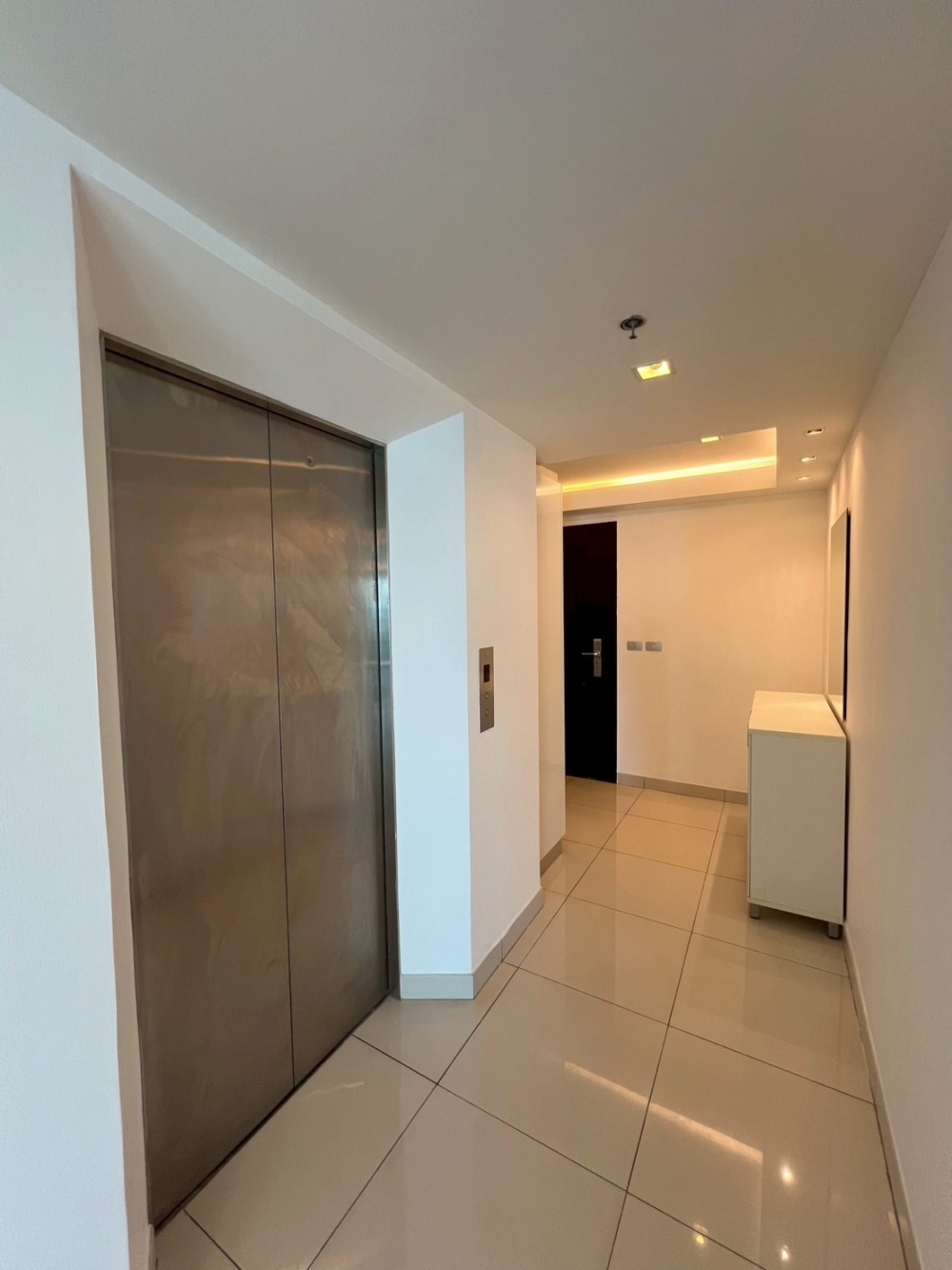 ให้เช่า Wongamat Tower วงศ์อมาตย์ ทาวน์เวอร์ 2 ห้องนอน วิวทะเล