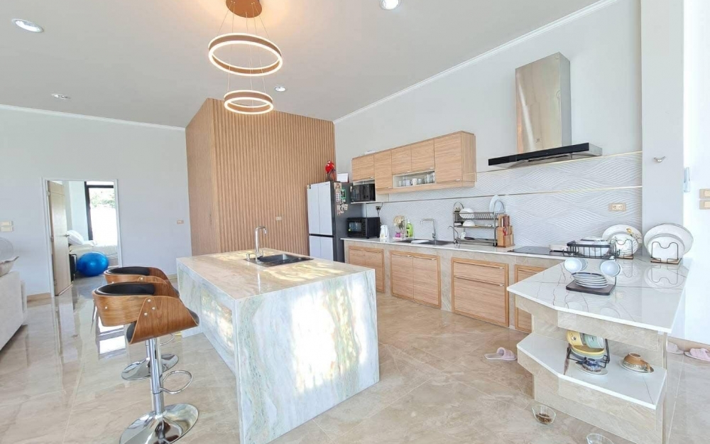 ขาย Pool Villa 3 ห้องนอน บางเสร่ (2)