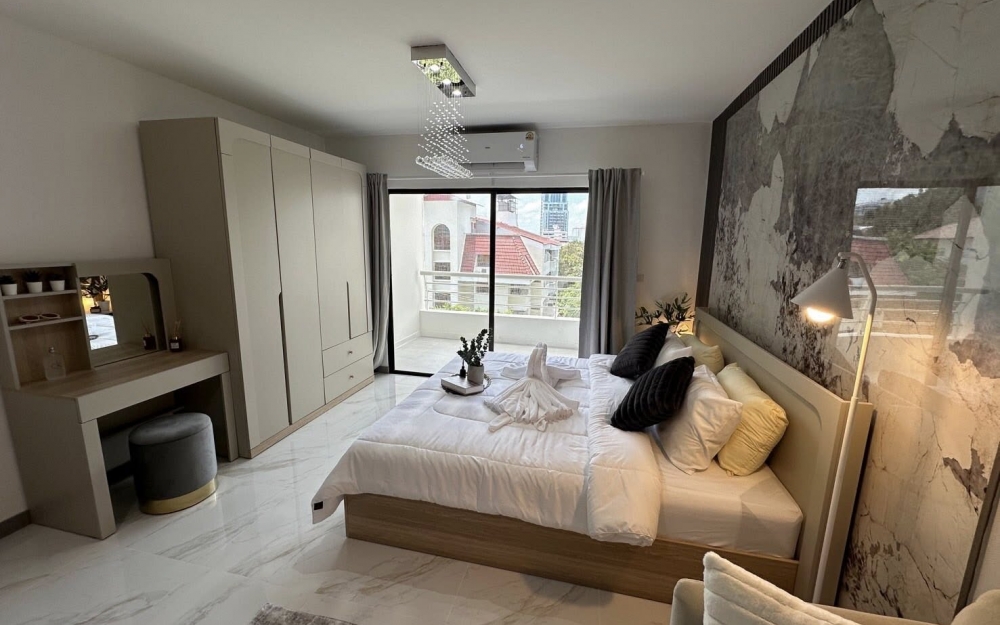 ขาย Pattaya Hill Resort Phratamnak พัทยาฮิลล์รีสอร์ท พระตำหนัก Studio วิวเมือง (1)