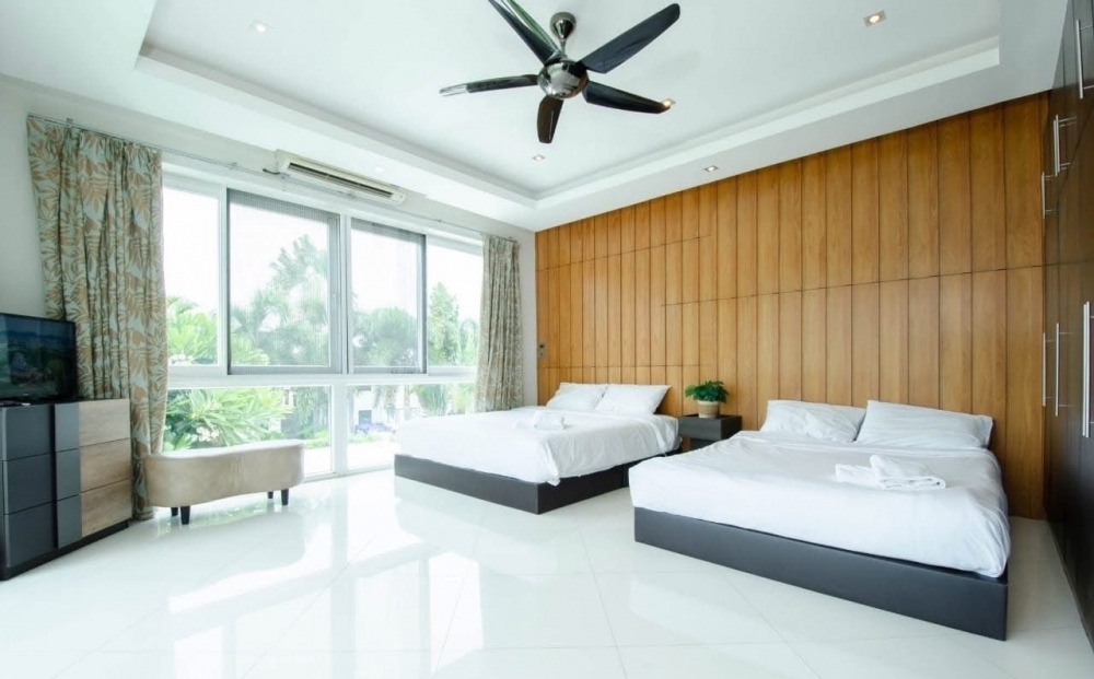ให้เช่า Pool Villa 2 ชั้น 5 ห้องนอน 5 ห้องน้ำ จอมเทียน