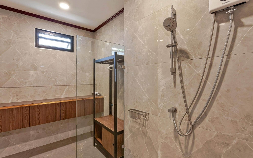 ให้เช่าพูลวิลล่า 5 ห้องนอน 6 ห้องน้ำ พัทยา