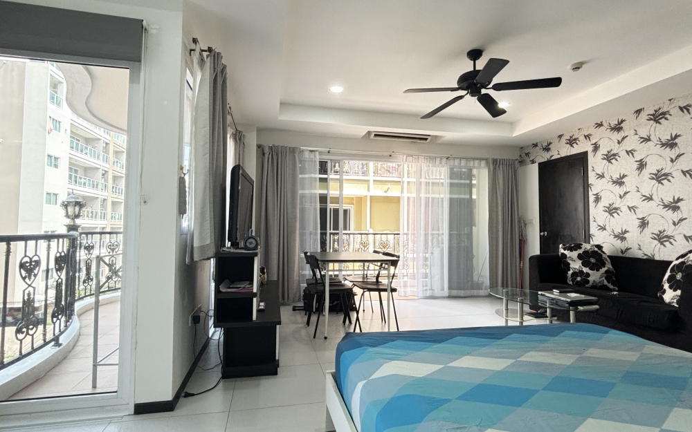 ขาย  Siam Oriental Twins Pratumnak สยาม โอเรียนทัล ทวินส์ พระตำหนัก Studio วิวสระ (2)