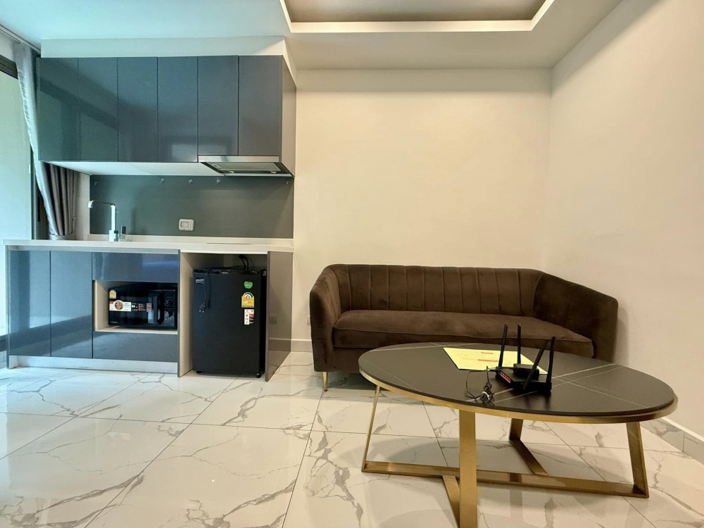 ให้เช่า Arcadia Center Suites Pattaya อาคาเดีย เซ็นเตอร์ สูท พัทยา 1 ห้องนอน วิวสวน