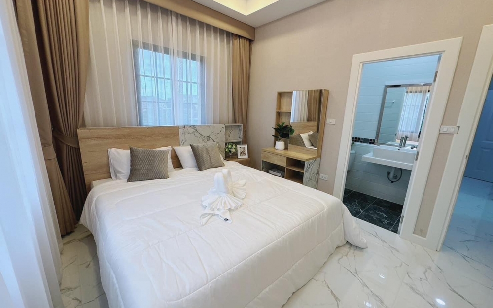 ขายบ้านเดี่ยว 2 ชั้น สร้างใหม่ 3 ห้องนอน 4 ห้องน้ำ เนินพลับหวาน ติดเจ้าของ (2)  #รับผ่อนตรง