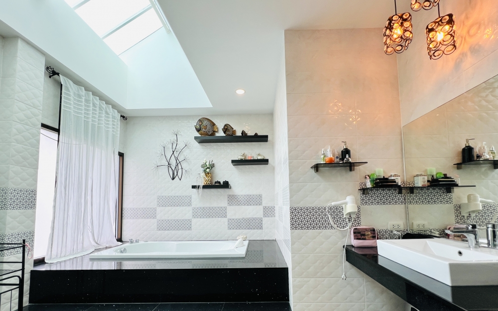 ขาย Pool Villa 2 ชั้น 4 ห้องนอน 4 ห้องน้ำ ห้วยใหญ่ (2)