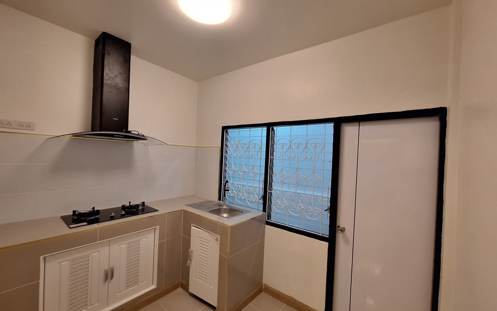 ขาย Town House 2 ห้องนอน 1 ห้องน้ำ เขาตะโลซอย 8 (2)