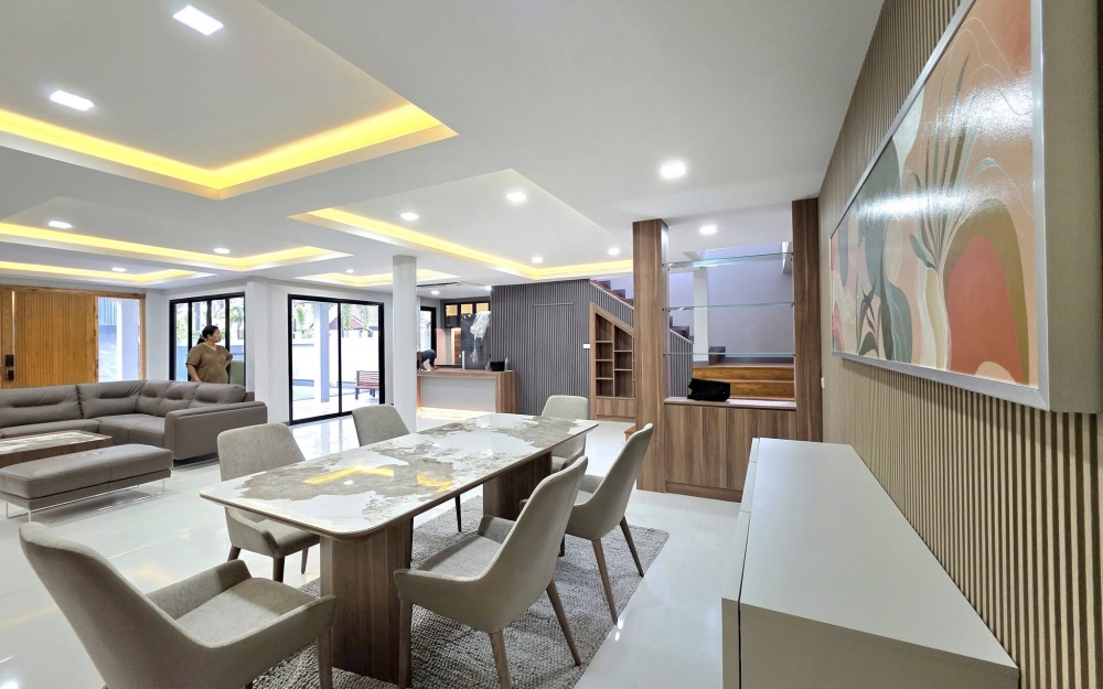 ขาย Pool Villa 2 ชั้น 4 ห้องนอน 5 ห้องน้ำ พัทยากลาง (1)