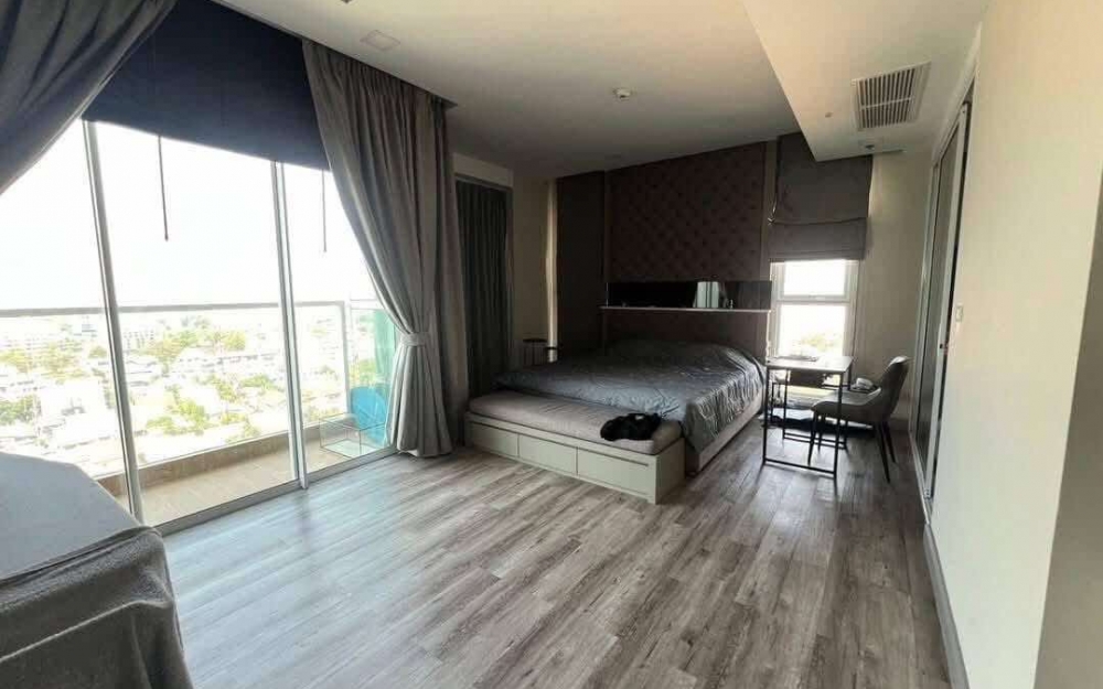 ขายพร้อมผู้เช่า Cetus Beachfront Jomtien 3 ห้องนอน วิวทะเล (2)