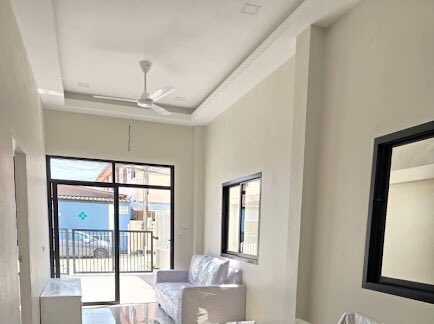 ขายบ้านทาวน์โฮมชั้นเดียว 3 ห้องนอน 3 ห้องน้ำ ซอยลับแล7 (2)