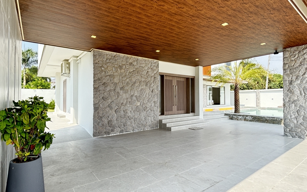 ขาย Pool Villa 2 ชั้น 7 ห้องนอน 8 ห้องน้ำ ห้วยใหญ่ (2)