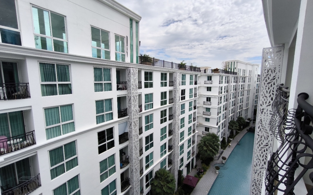 ขาย City Garden Olympus Pattaya โอลิมปัส ซิตี้ การ์เด้น พัทยา 1 ห้องนอน วิวสระ (3)