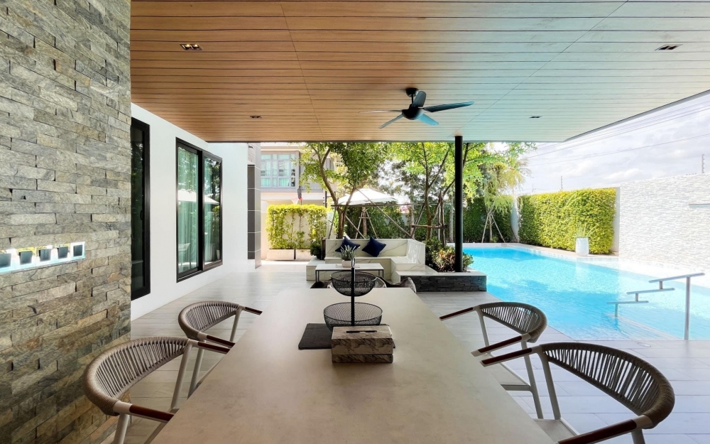 ขายบ้าน Pool Villa 4 ห้องนอน 5 ห้องน้ำ หนองปลาไหล ใกล้โรงเรียนนานาชาติรีเจนท์ ติดเจ้าของ (3)